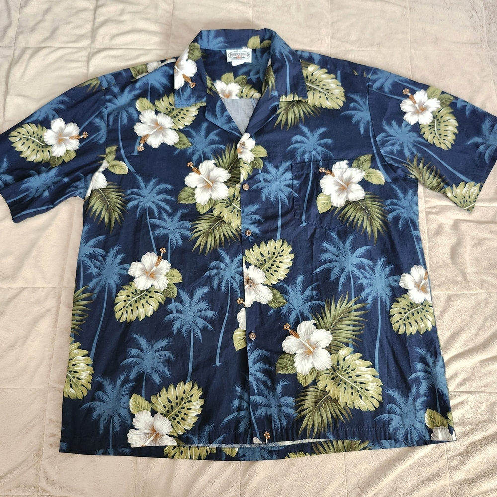 Classic Navy Floral Hawaiian Button-Up Shirt - Unbranded
